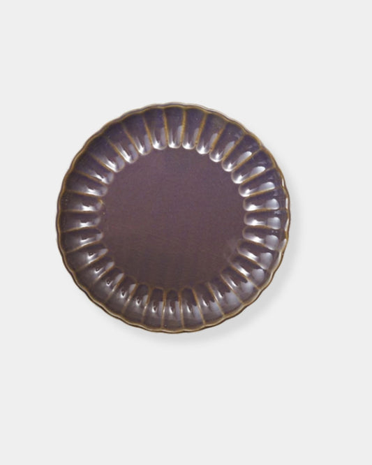STONEWARE FLUTED PLATE - AUBERGINE