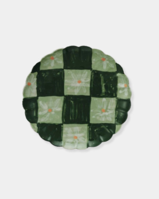 DAISY SCALLOPED EDGE PLATE