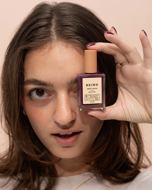 SU'A BROSSE NAIL POLISH