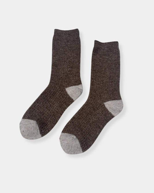 WOOL WAFFLED SOCKS - BROWN