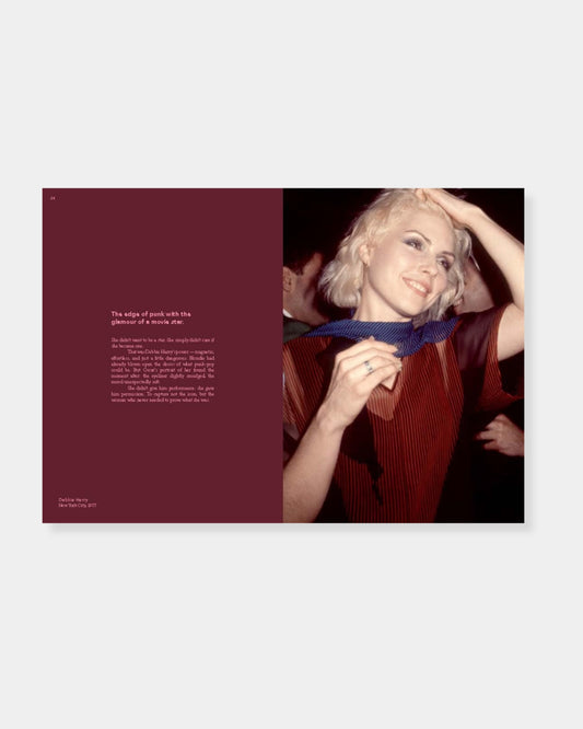 WOMEN ICONS BY OSCAR BOOK