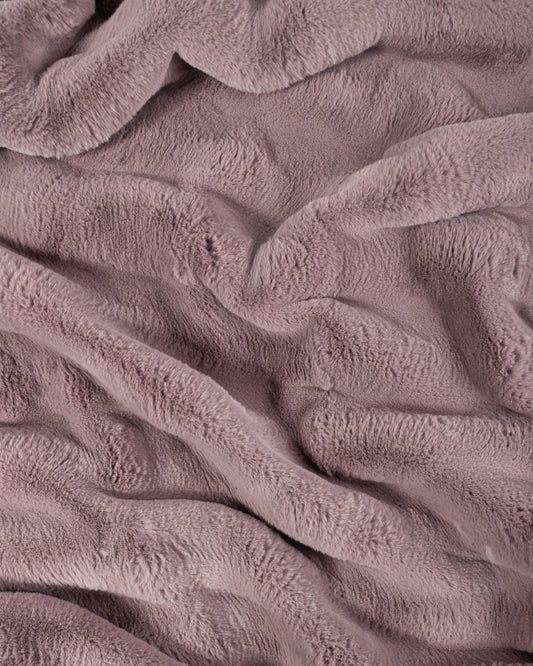 DIMENSIONAL FAUX FUR BLANKET - LILAC