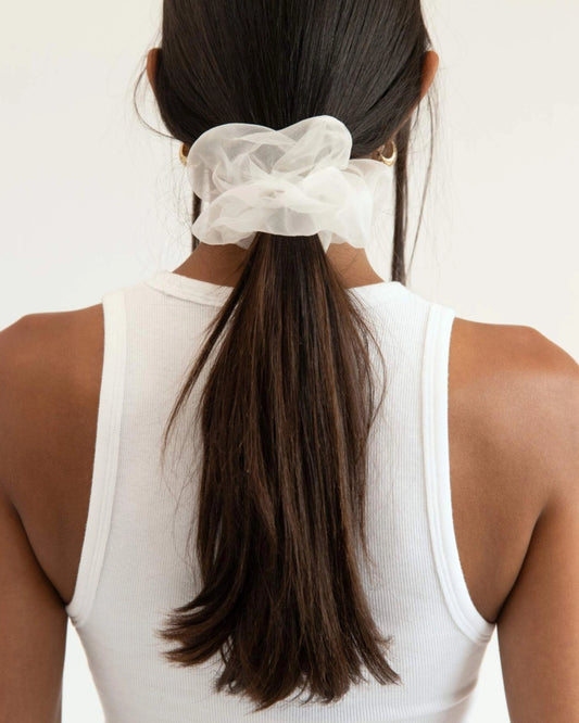 WHITE - STATEMENT SCRUNCHIE