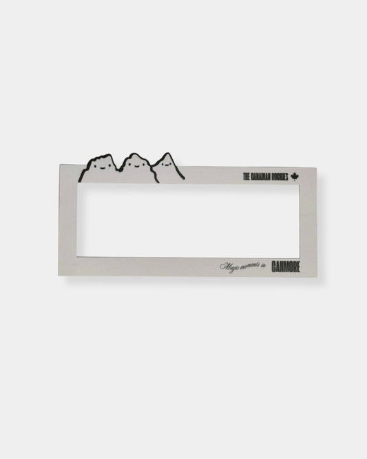 THREE SISTERS PHOTOBOOTH MAGNET | Stonewaters