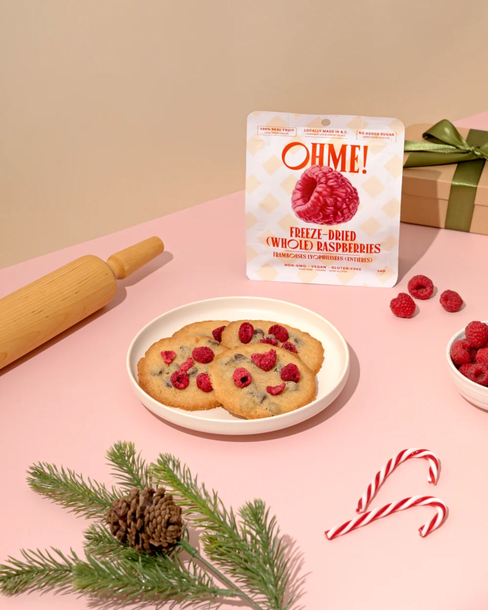 FREEZE DRIED WHOLE RASPBERRIES