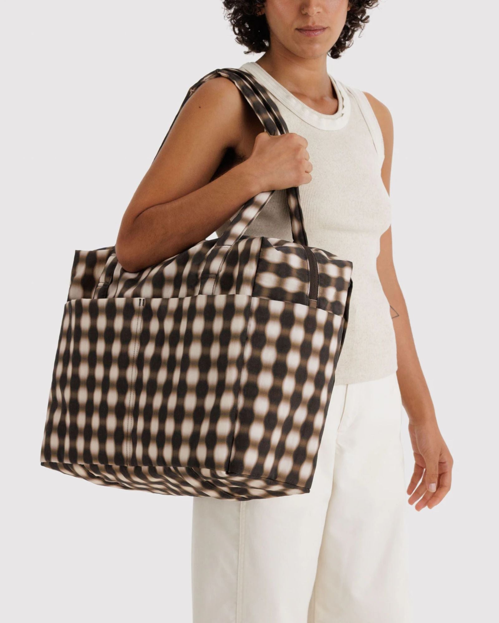 CLOUD CARRY-ON BAG - BLURRED GINGHAM BROWN