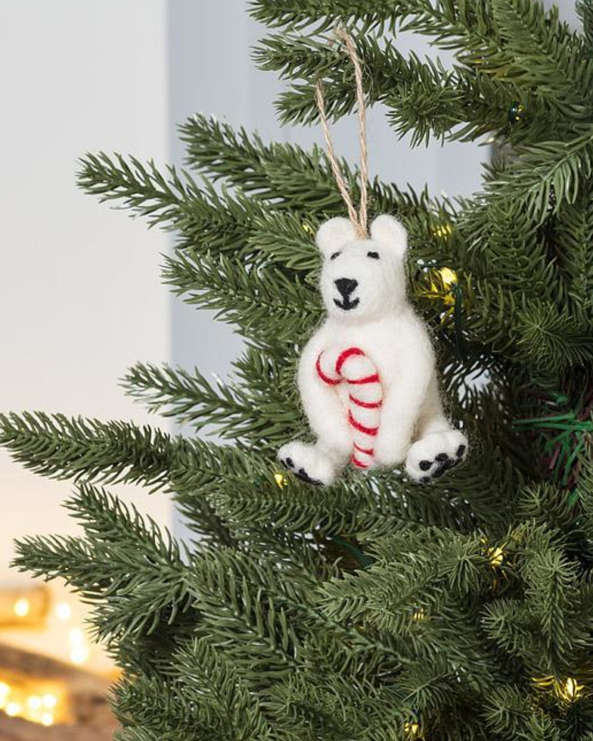 POLAR BEAR ORNAMENT