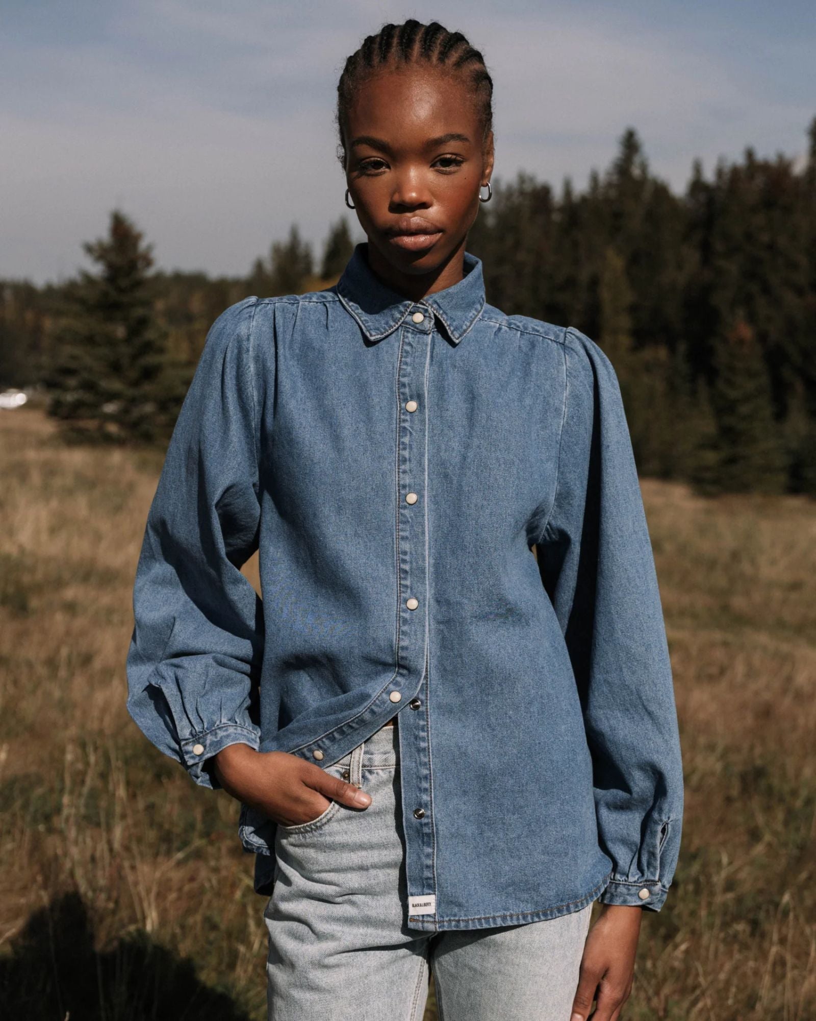 LOUISE SHIRT LIGHT BLUE