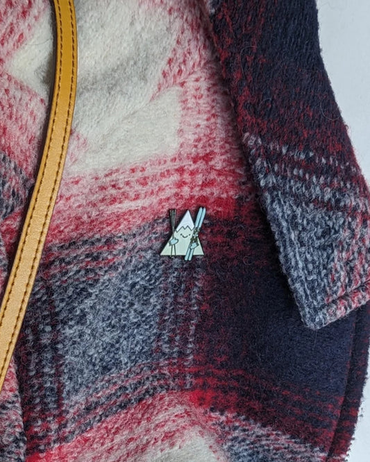SKI MOUNTAIN - ENAMEL PIN