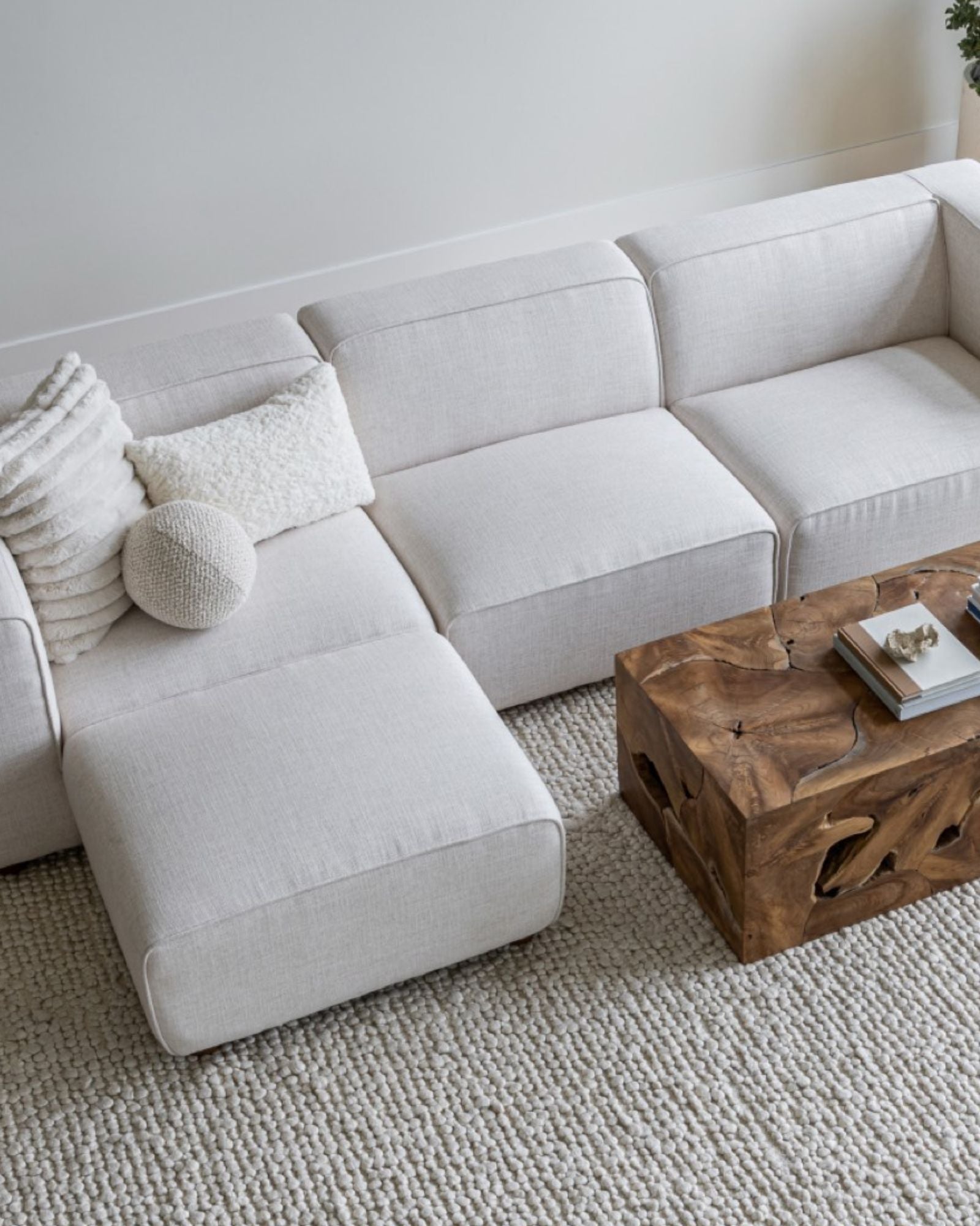 FAITH SECTIONAL - CREAM