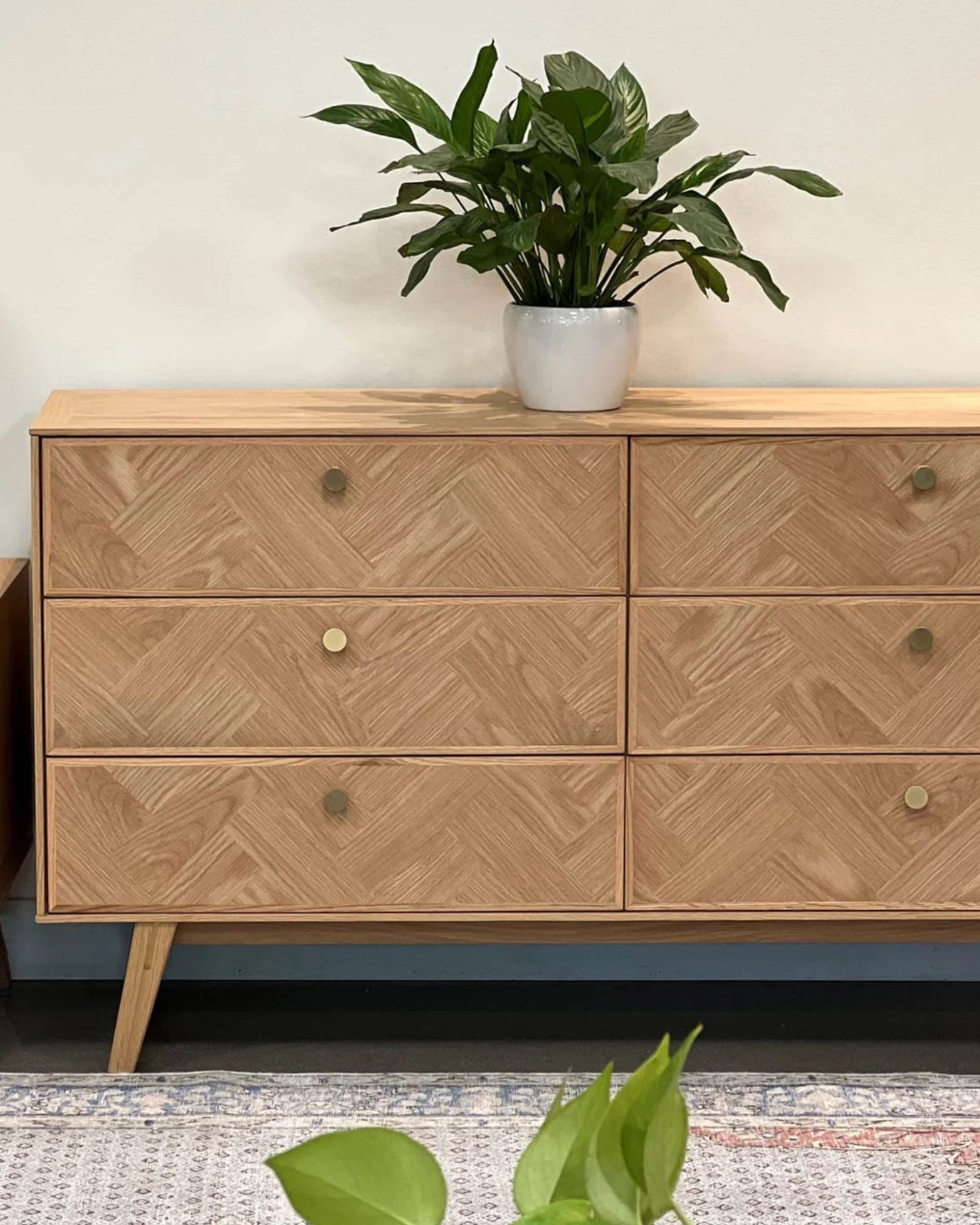 COLTON 6-DRAWER DRESSER