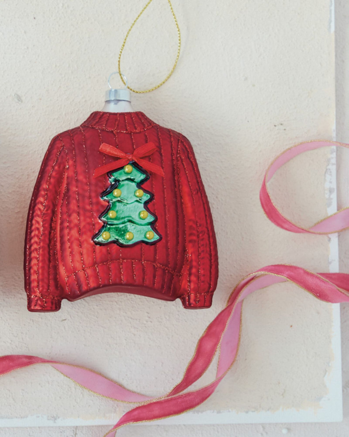 GLASS RED SWEATER - ORNAMENT