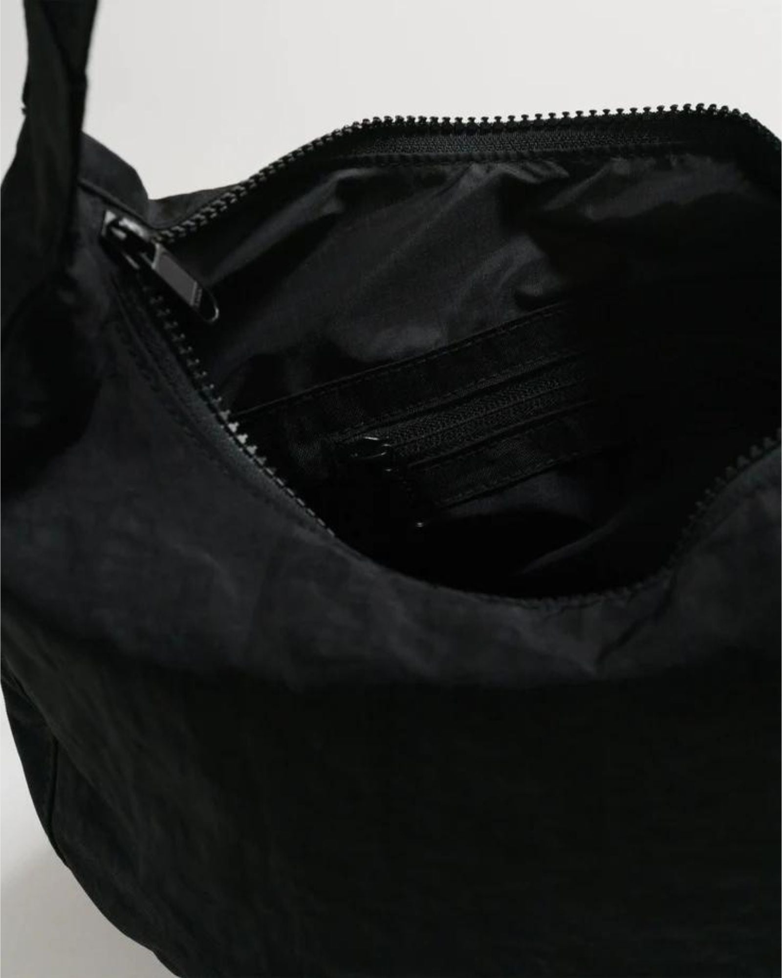 MEDIUM NYLON BLACK - CRESCENT BAG