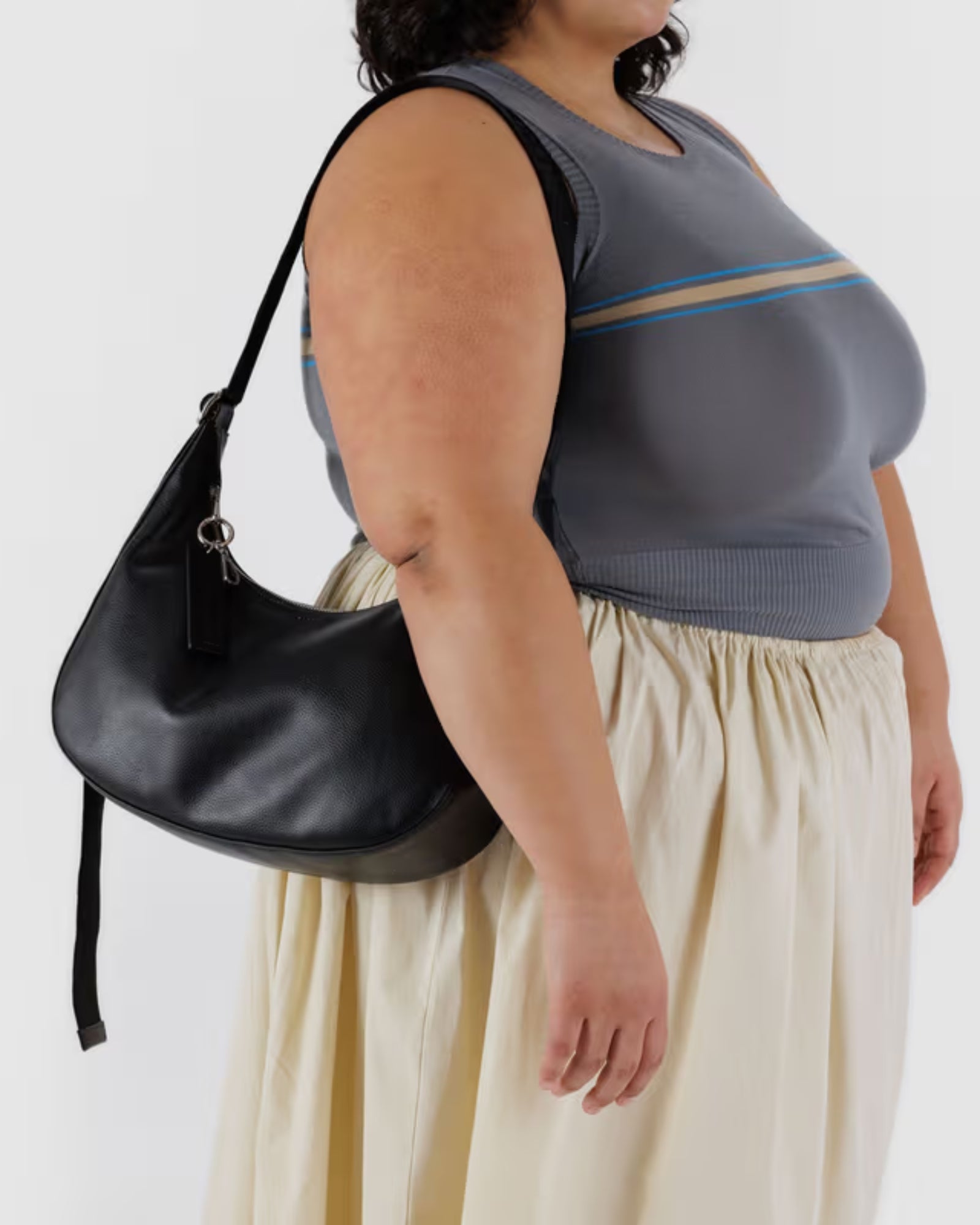 MEDIUM RECYCLED LEATHER CRESCENT BAG - BLACK