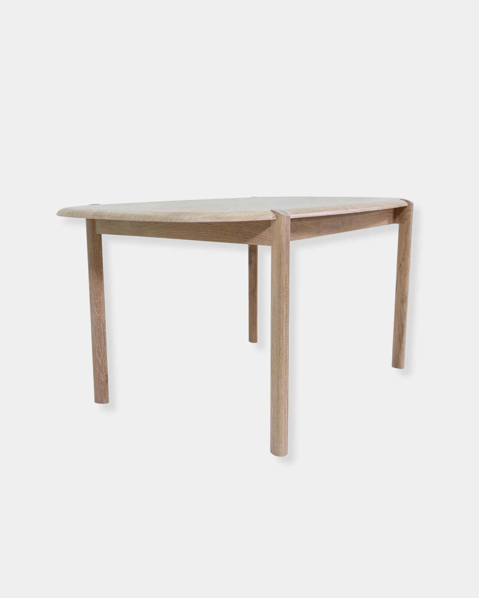 RUNWAY DINING TABLE 62"