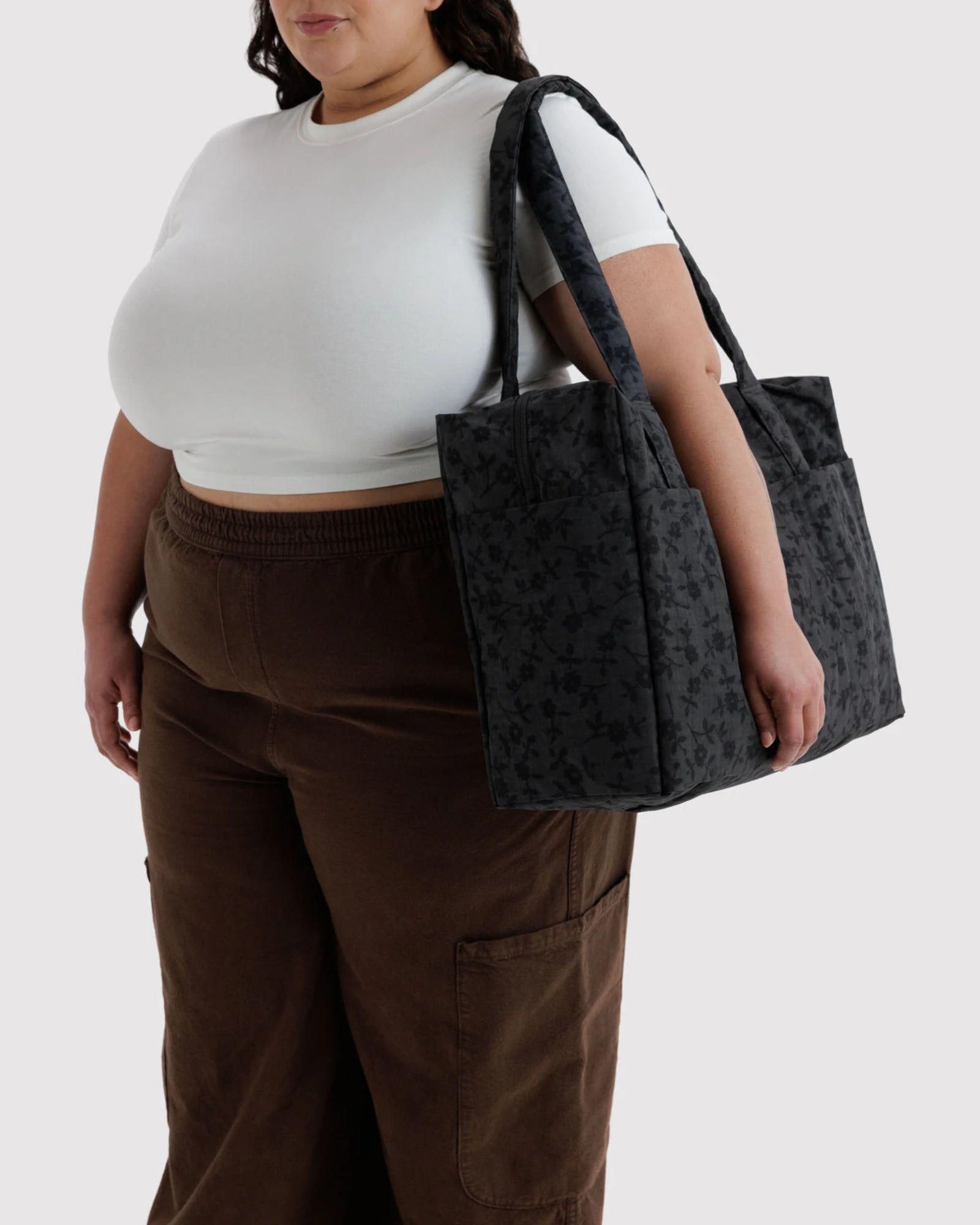CLOUD CARRY ON BAG - CHARCOAL DITSY FLORAL