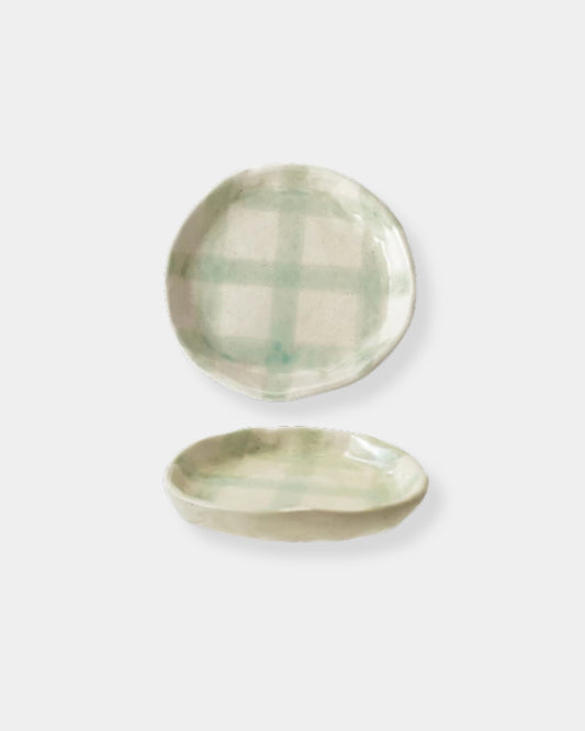 GREEN GRID PATTERN PLATE