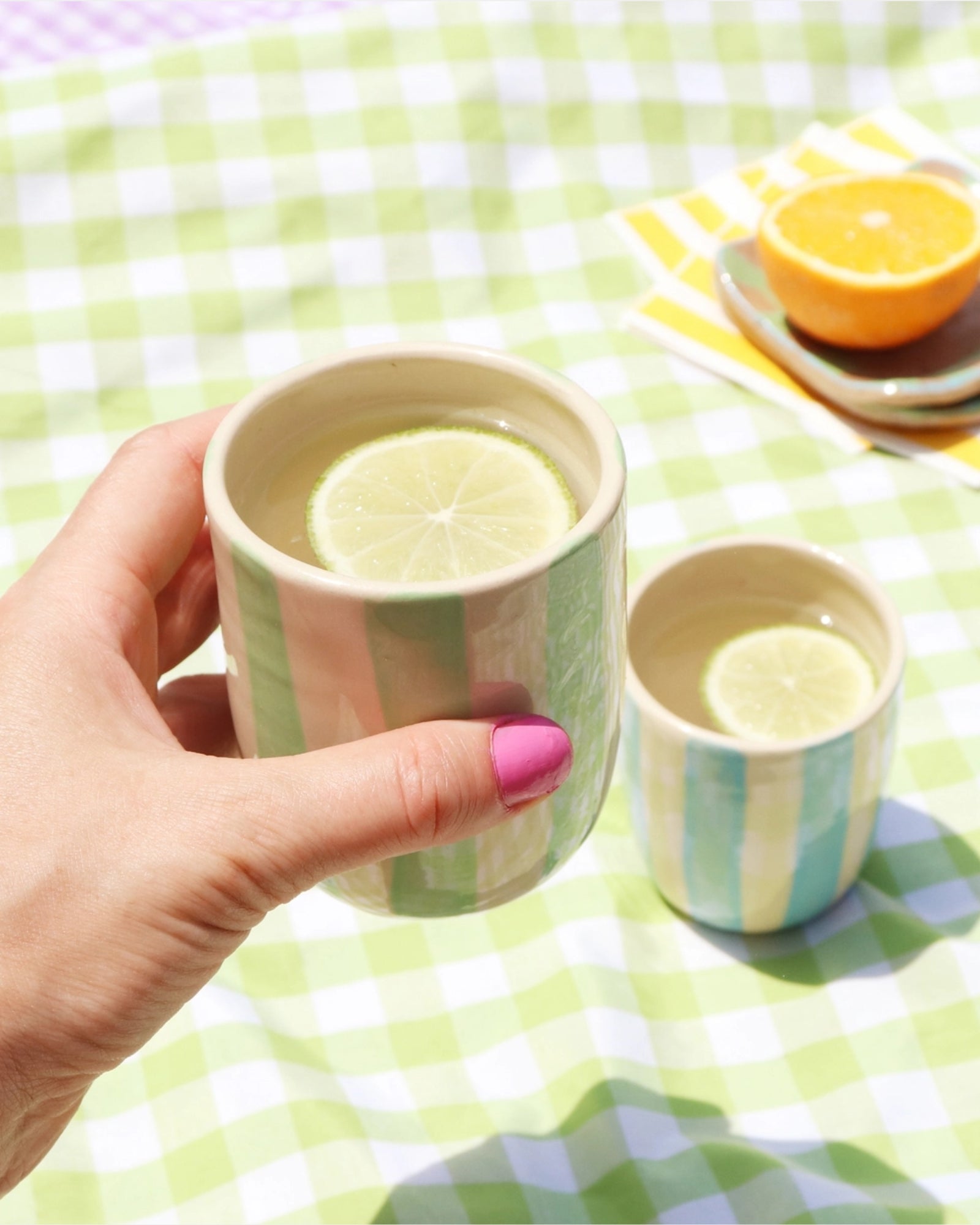 SMALL CERAMIC STRIPED TUMBLER - GREEN