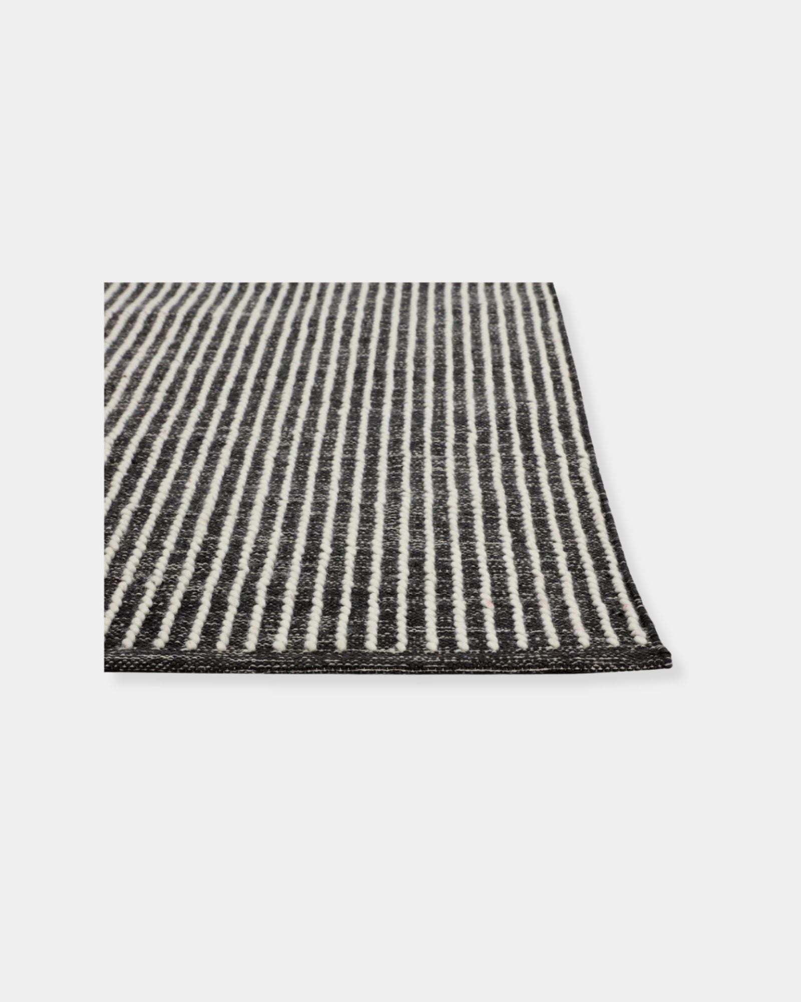 SERENE AREA RUG - 9 X 12