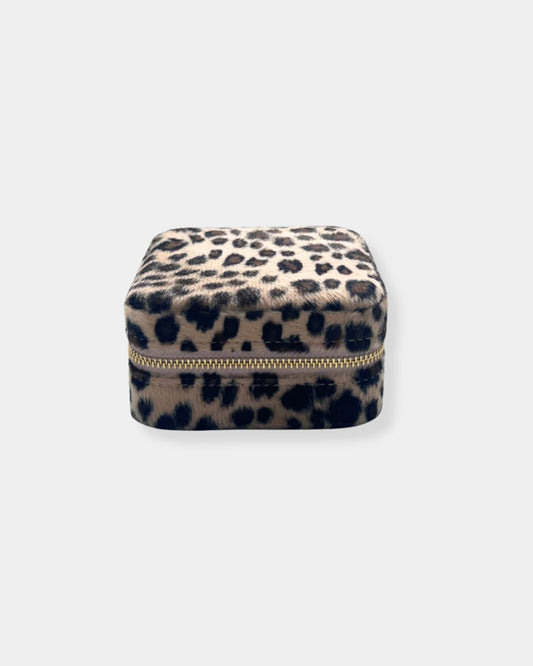 LEOPARD TRAVEL JEWELRY CASE