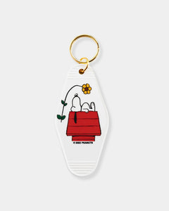 SNOOPY DOGHOUSE KEY TAG