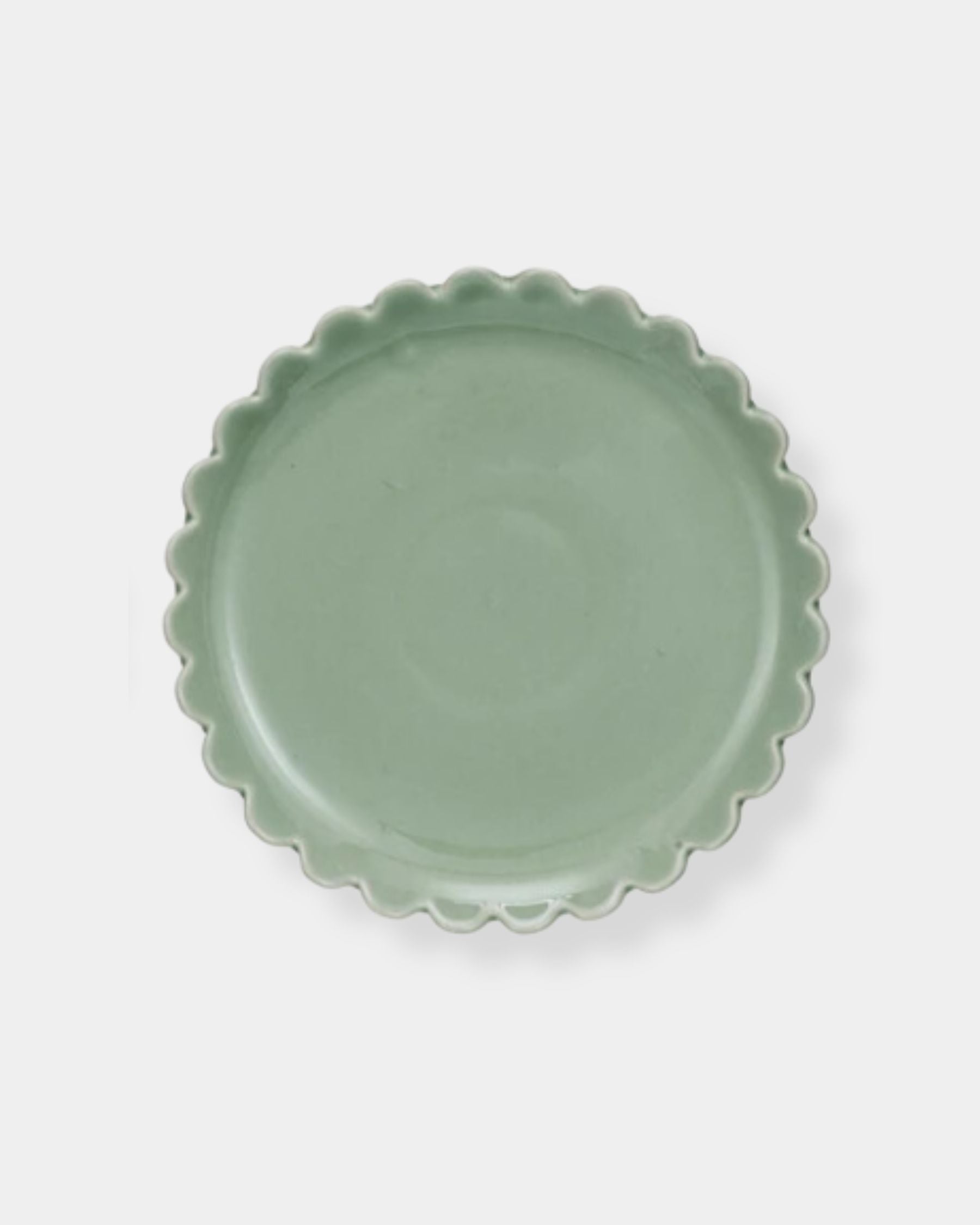 GREEN STONEWARE SCALLOPED EDGE PLATE