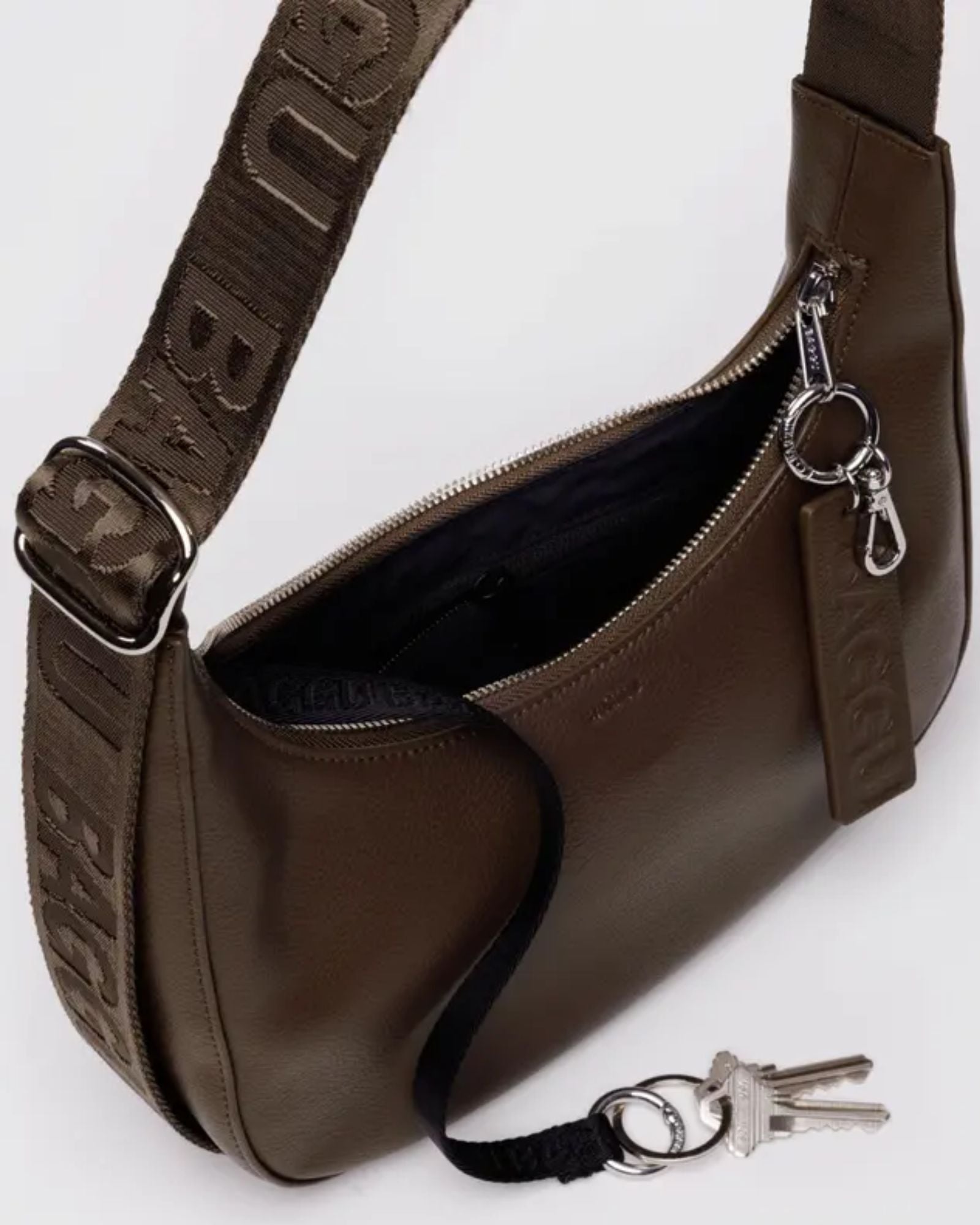 SMALL RECYCLED LEATHER CRESCENT BAG - BROWN