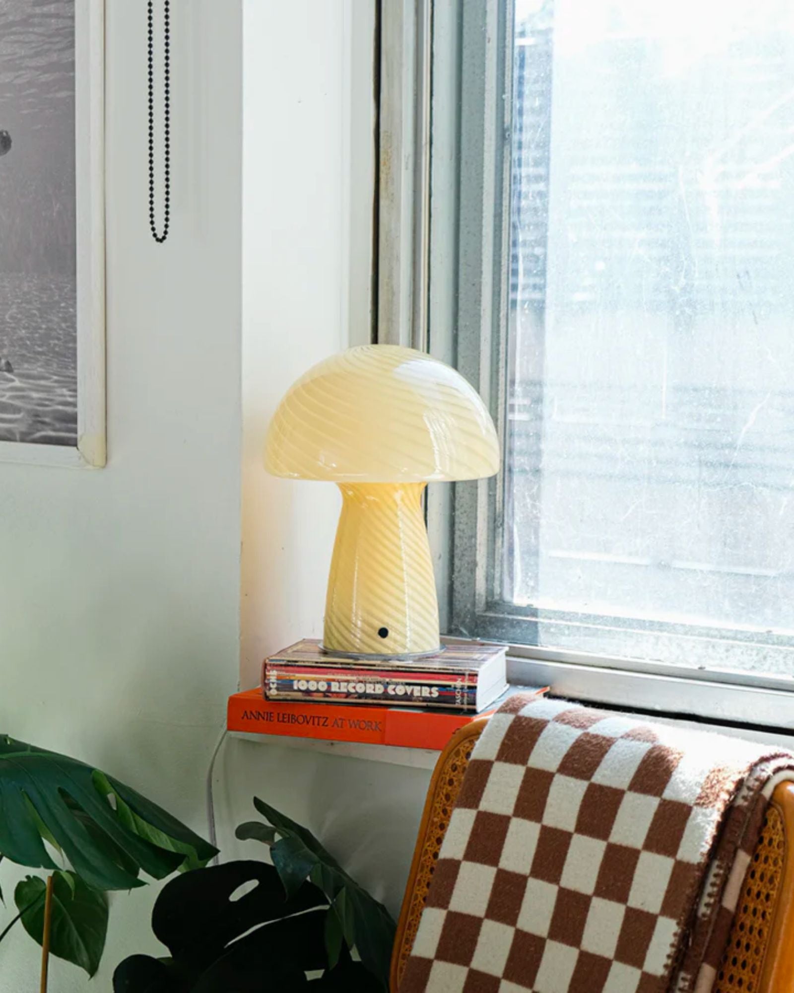 CREAM MUSHROOM LAMP