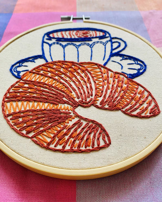 CROISSANT COMPLETE EMBROIDERY KIT