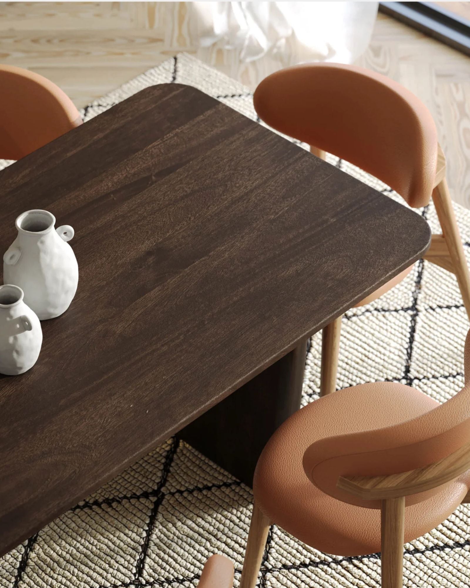 GALAXY DINING TABLE 82"