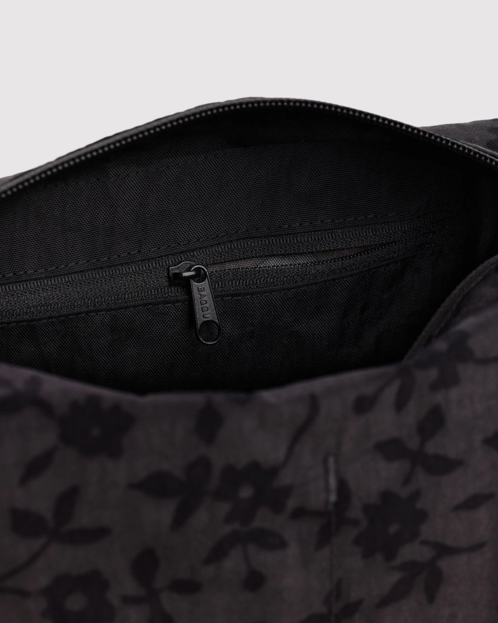 DOPP KITT - CHARCOAL DITSY FLORAL