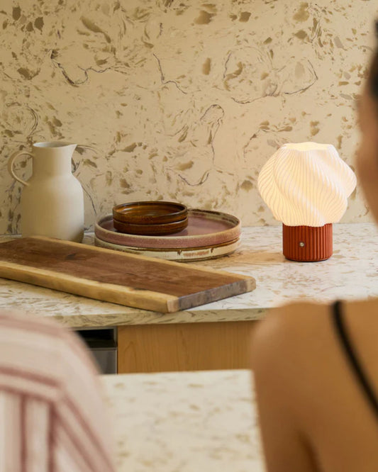 MINI SWIRL PORTABLE LAMP