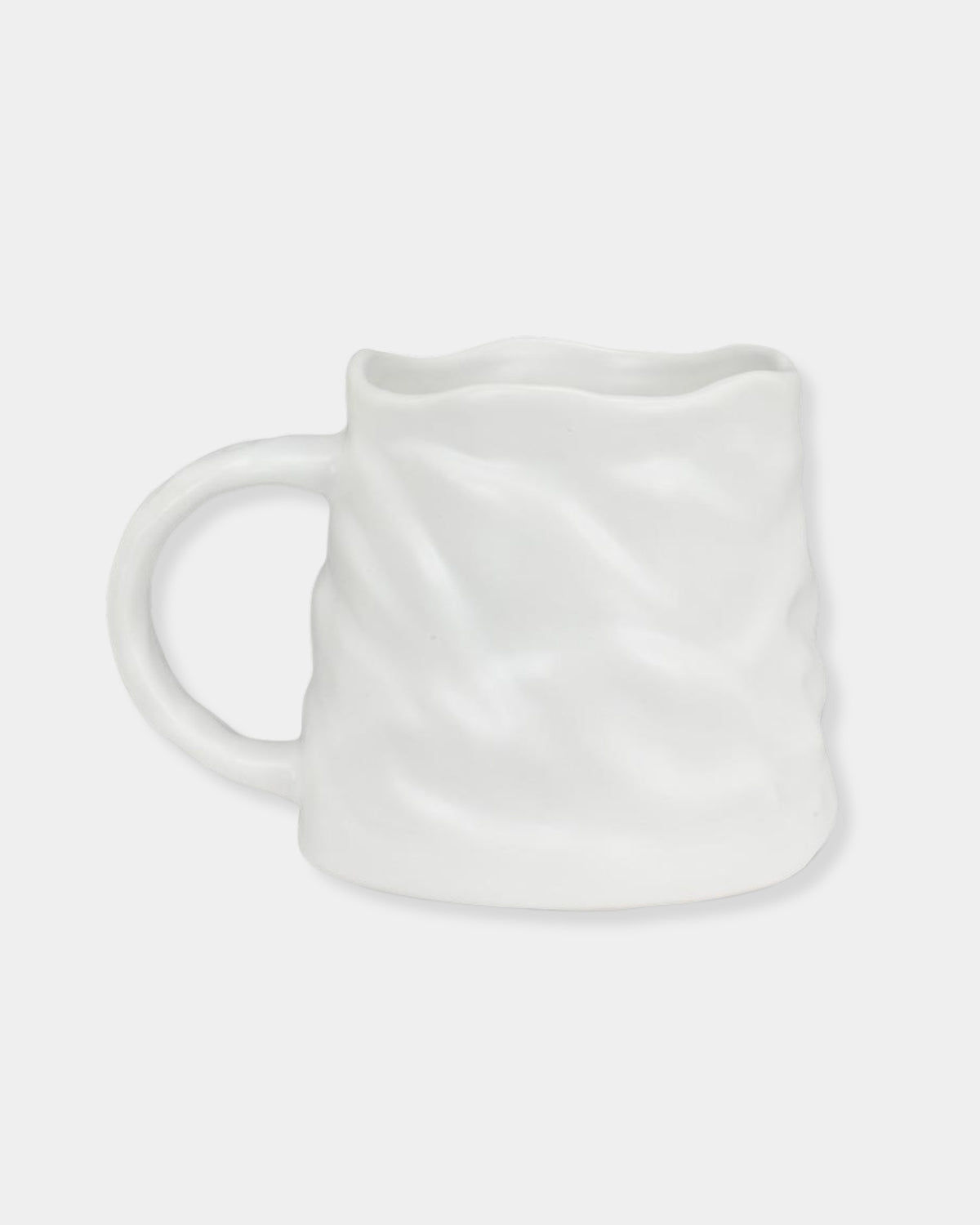 SKIER MOUNTAIN MUG