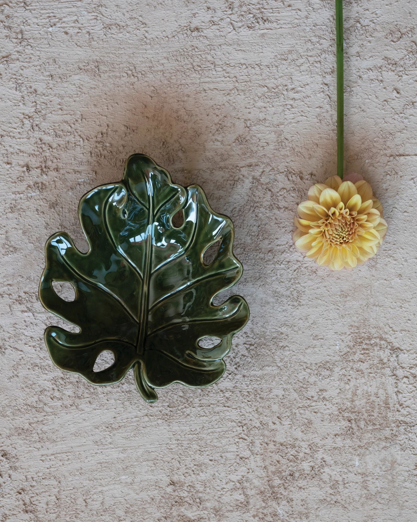 LEAF SHAPED BOWL