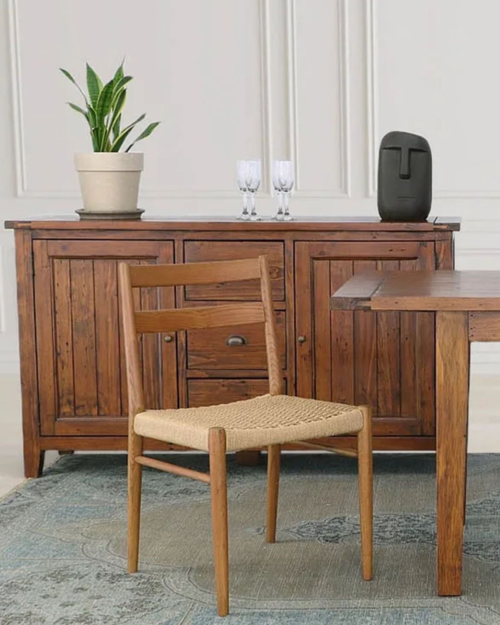 JAKARTA CHAIR - WALNUT