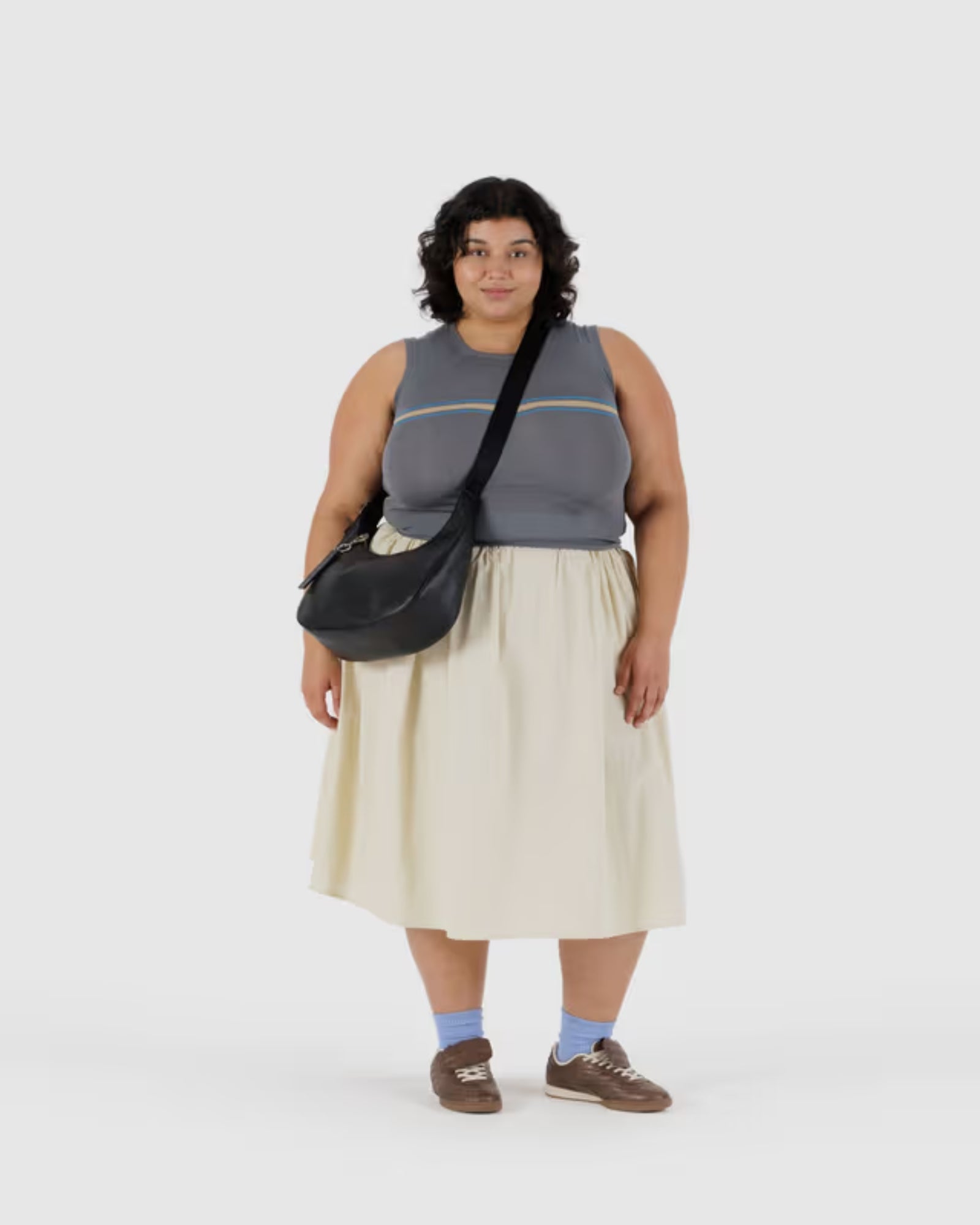 MEDIUM RECYCLED LEATHER CRESCENT BAG - BLACK