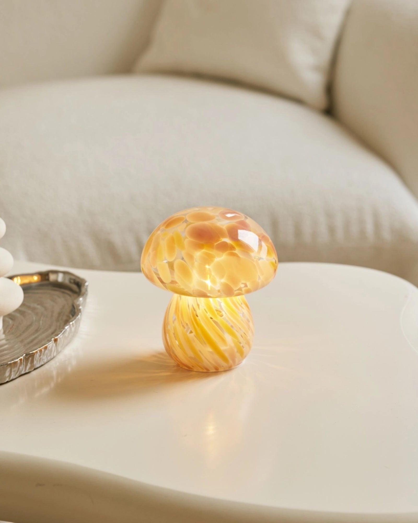 YELLOW BATTERY POWERED - MUSHROOM LAMP