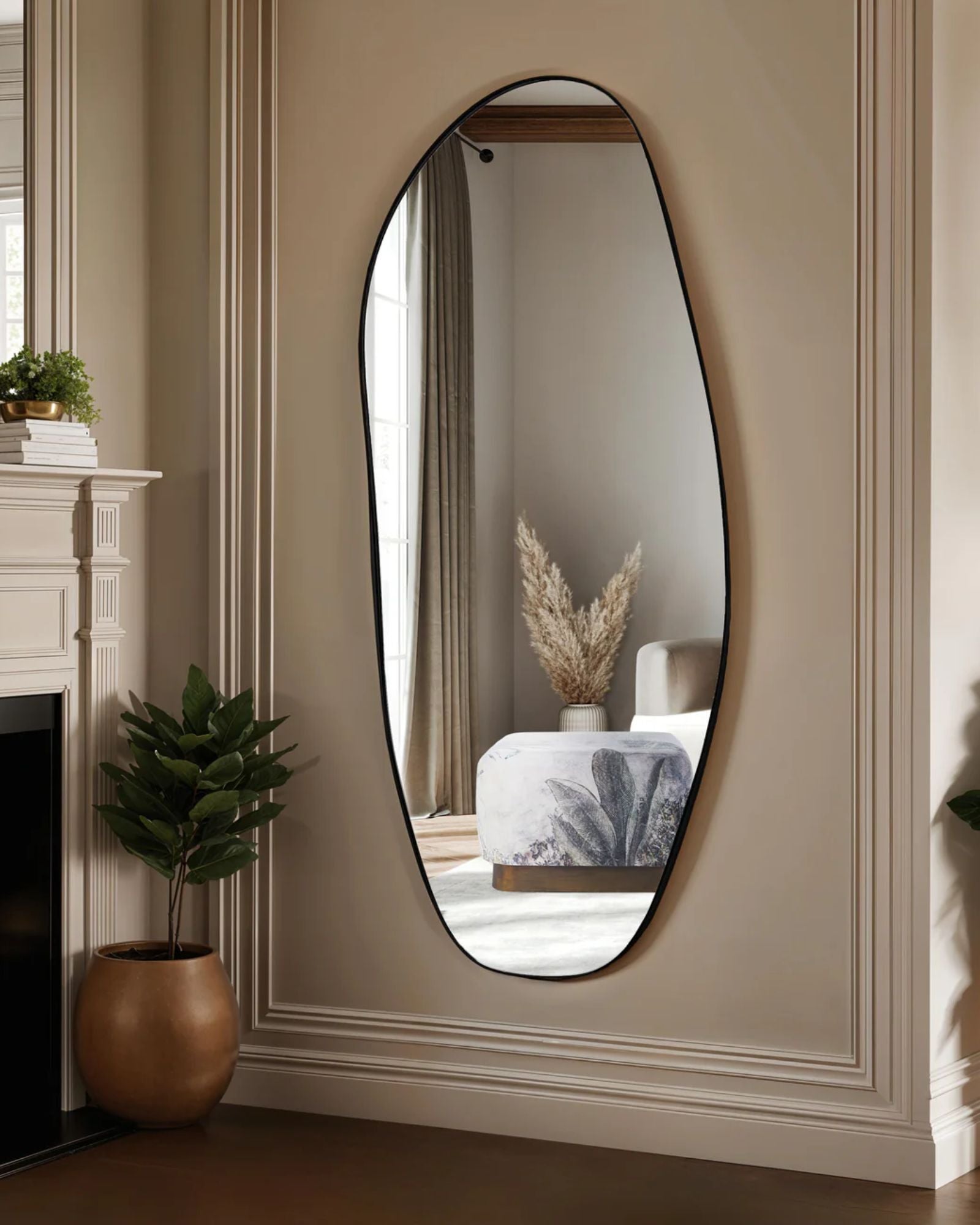 ENINA ABSTRACT MIRROR