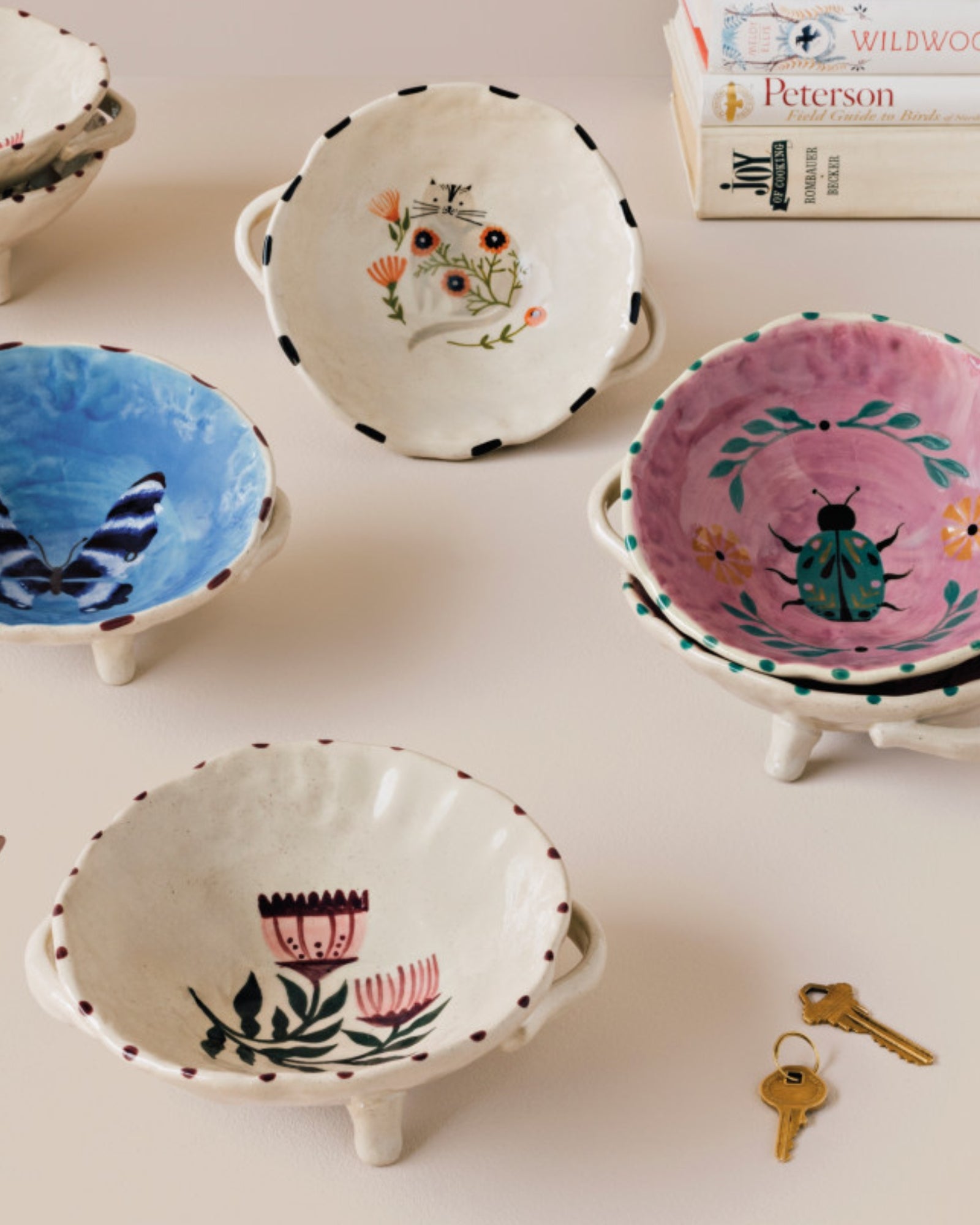 VENUS FOOTED BOWL