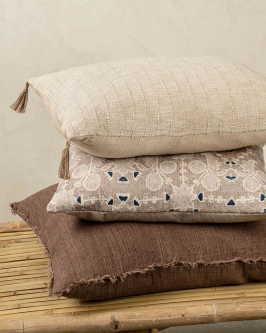 LINA LINEN 24 x 24 PILLOW - MOCHA