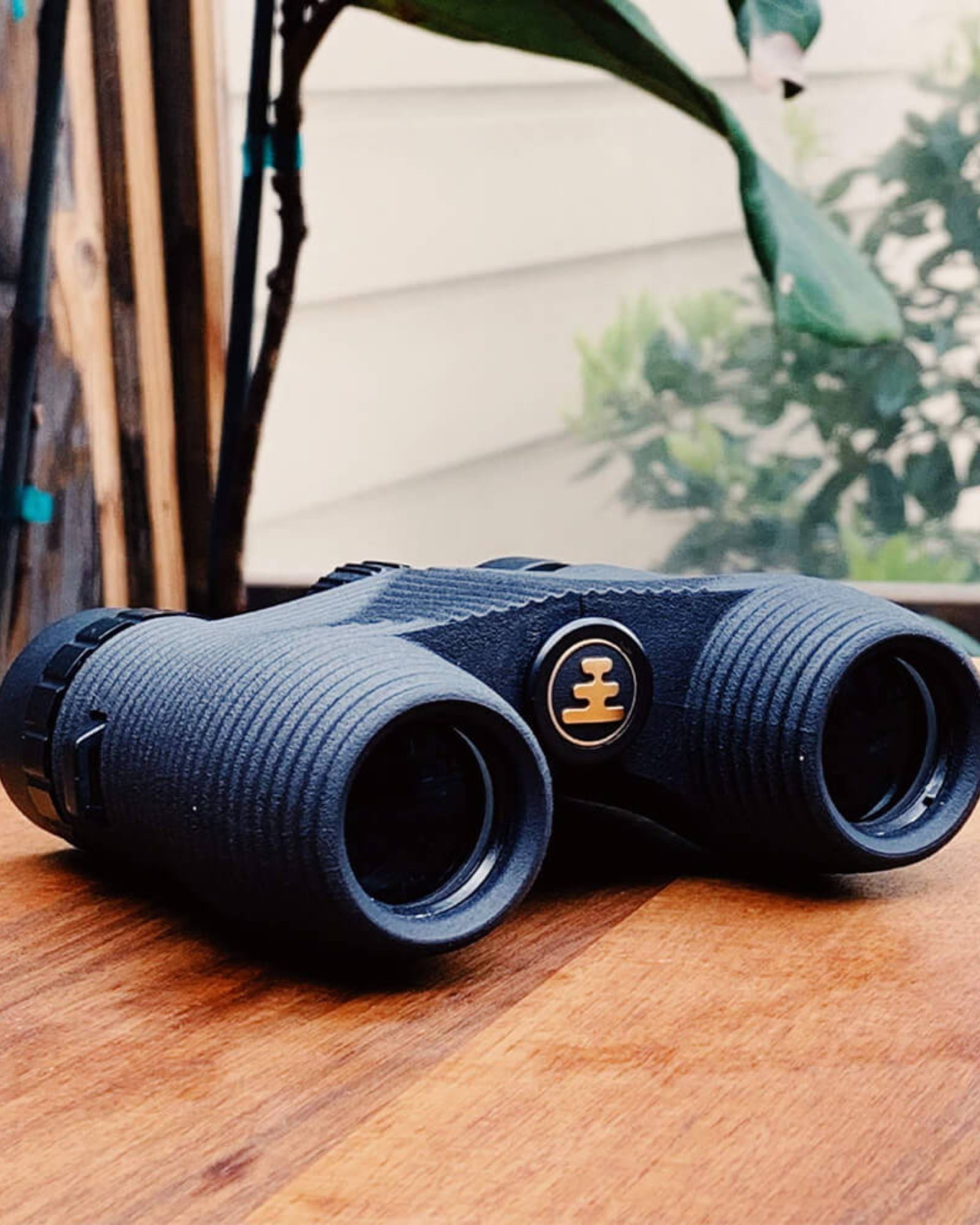 OBSIDIAN BLACK 8X25 WATERPROOF BINOCULARS