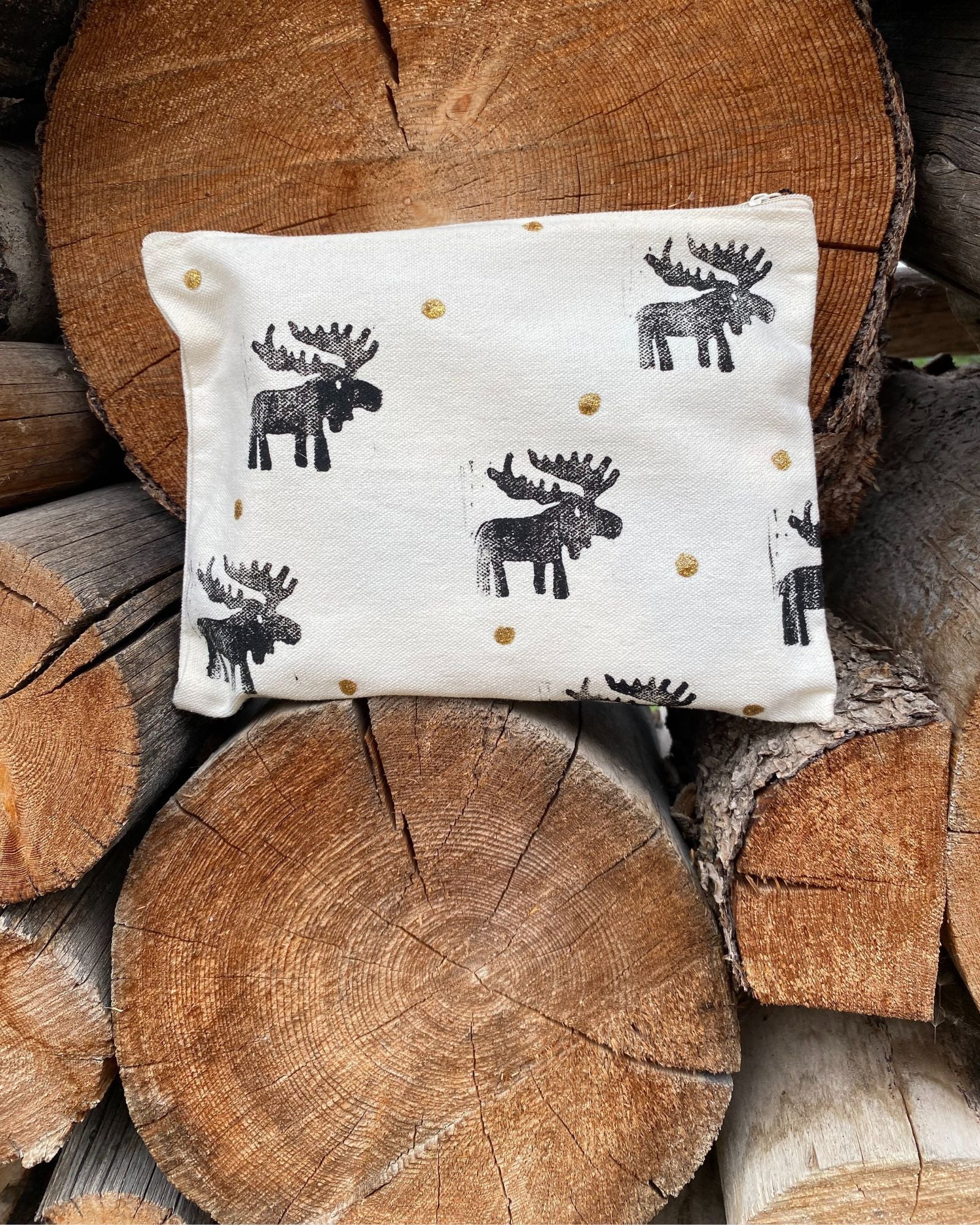 MOOSE POUCH