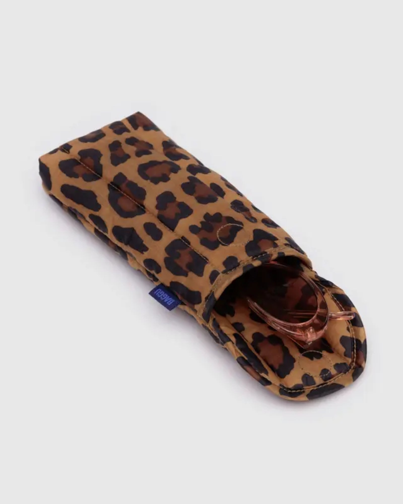 PUFFY GLASSES SLEEVE - LEOPARD