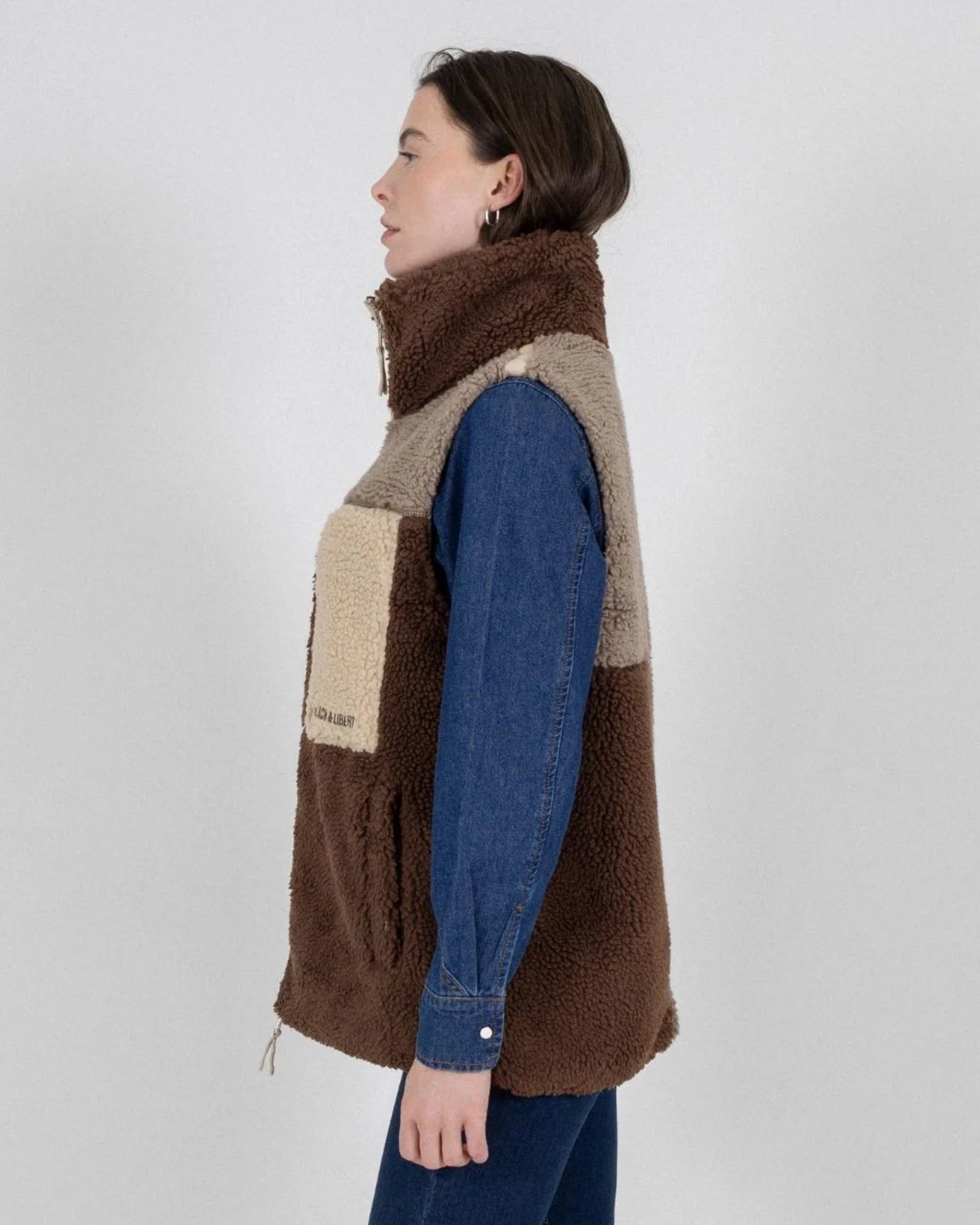 ALPINE VEST ESPRESSO