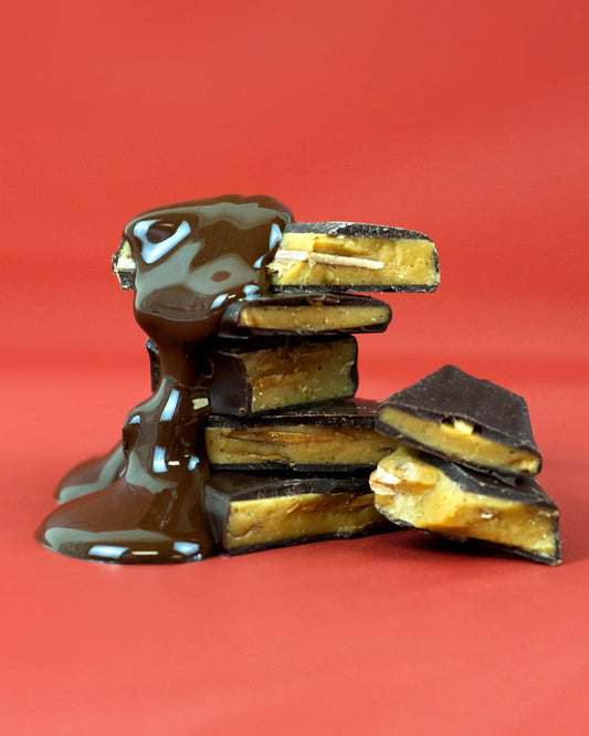 ALMOND TOFFEE IN DARK CHOCOLATE
