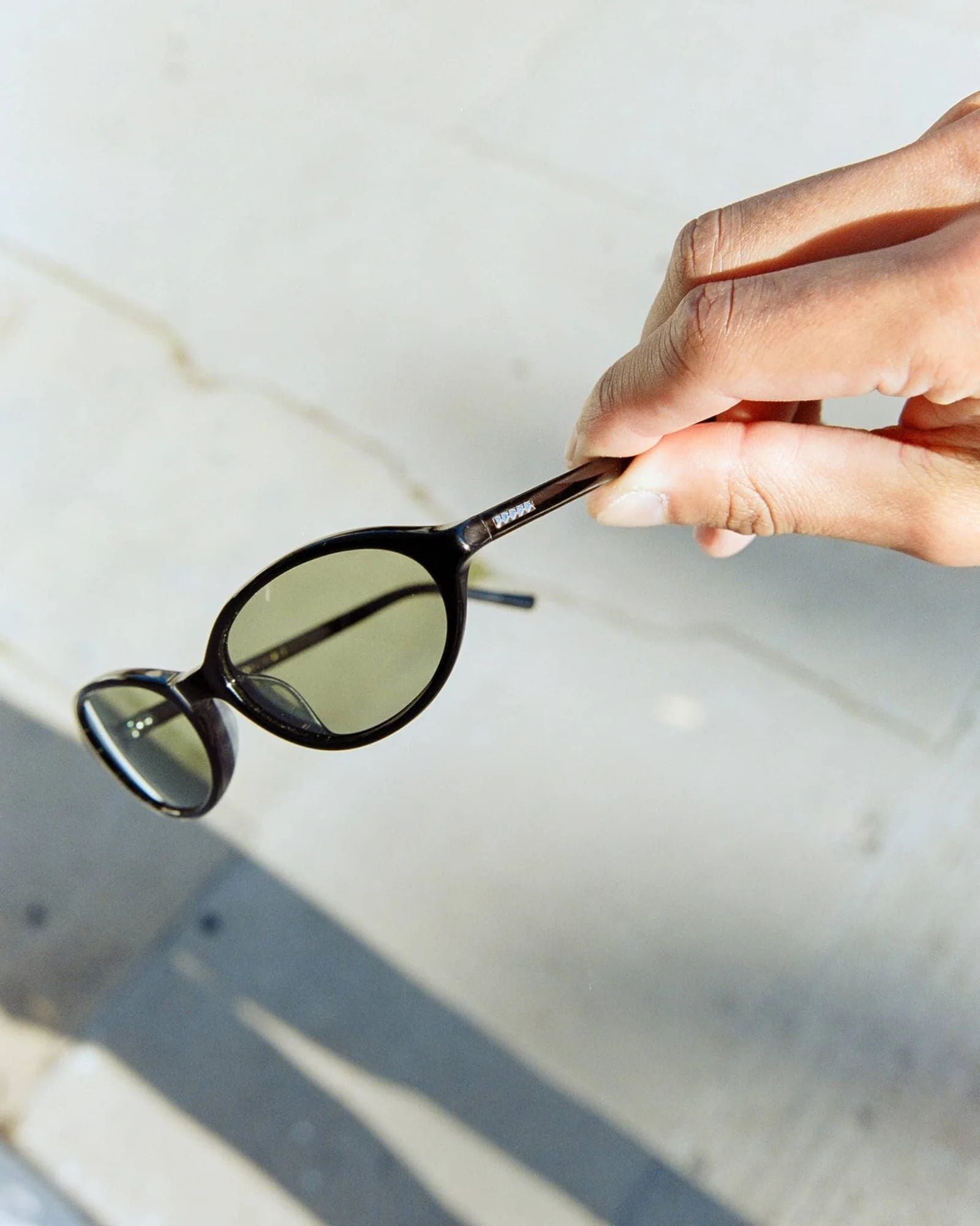 THE STAR LOCKET BLACK BIO MEDIUM G15 - SUNGLASSES