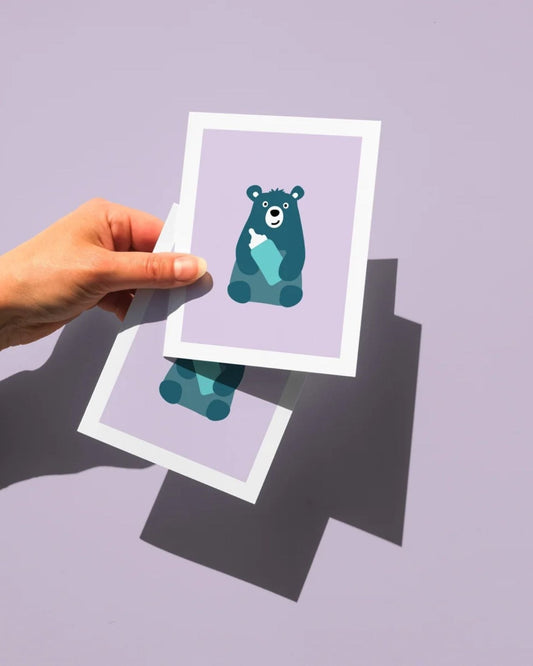 BEAR WITH BOTTLE - CARD | Stonewaters