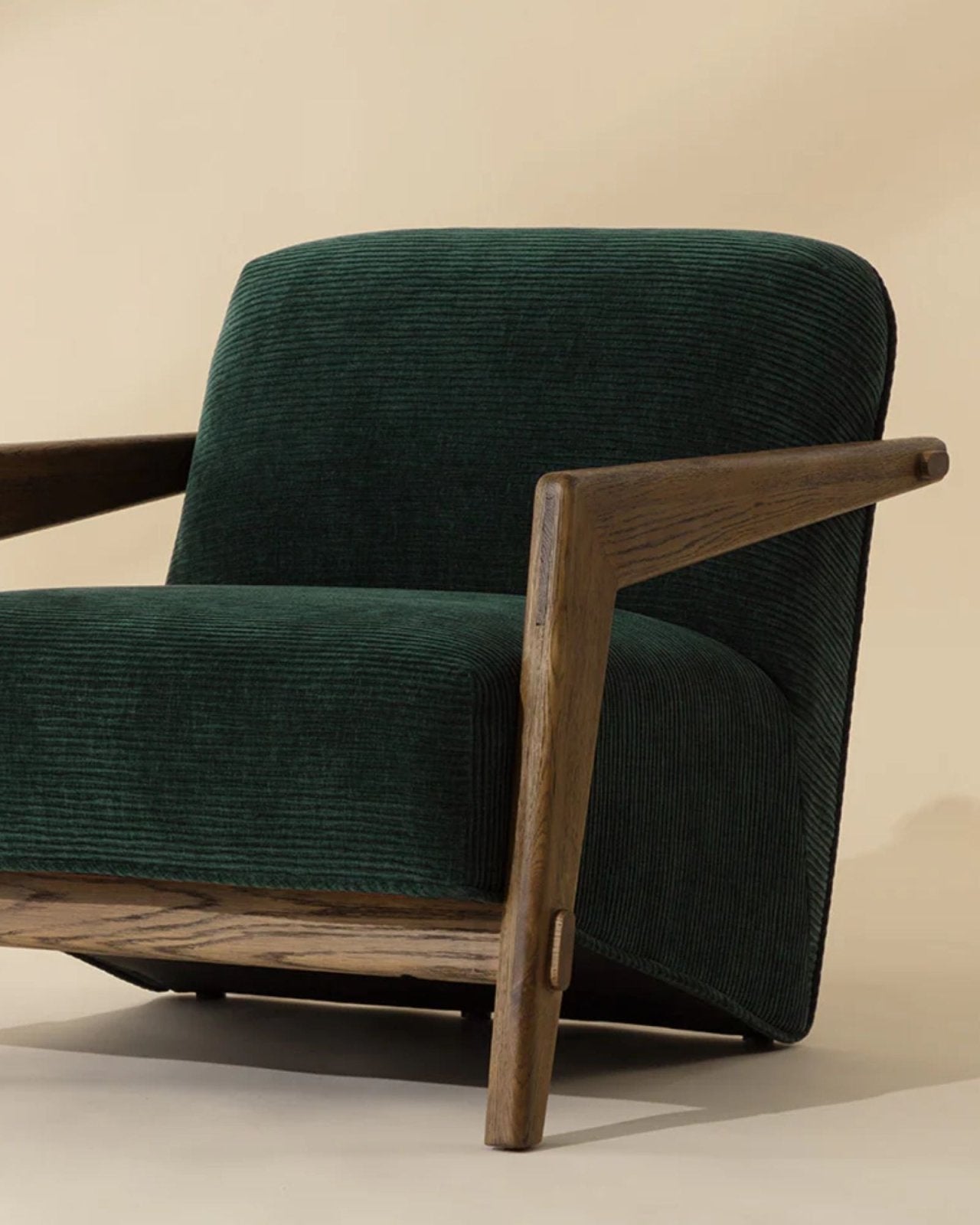 BOSCO LOUNGE CHAIR - OPERA NORI | Stonewaters