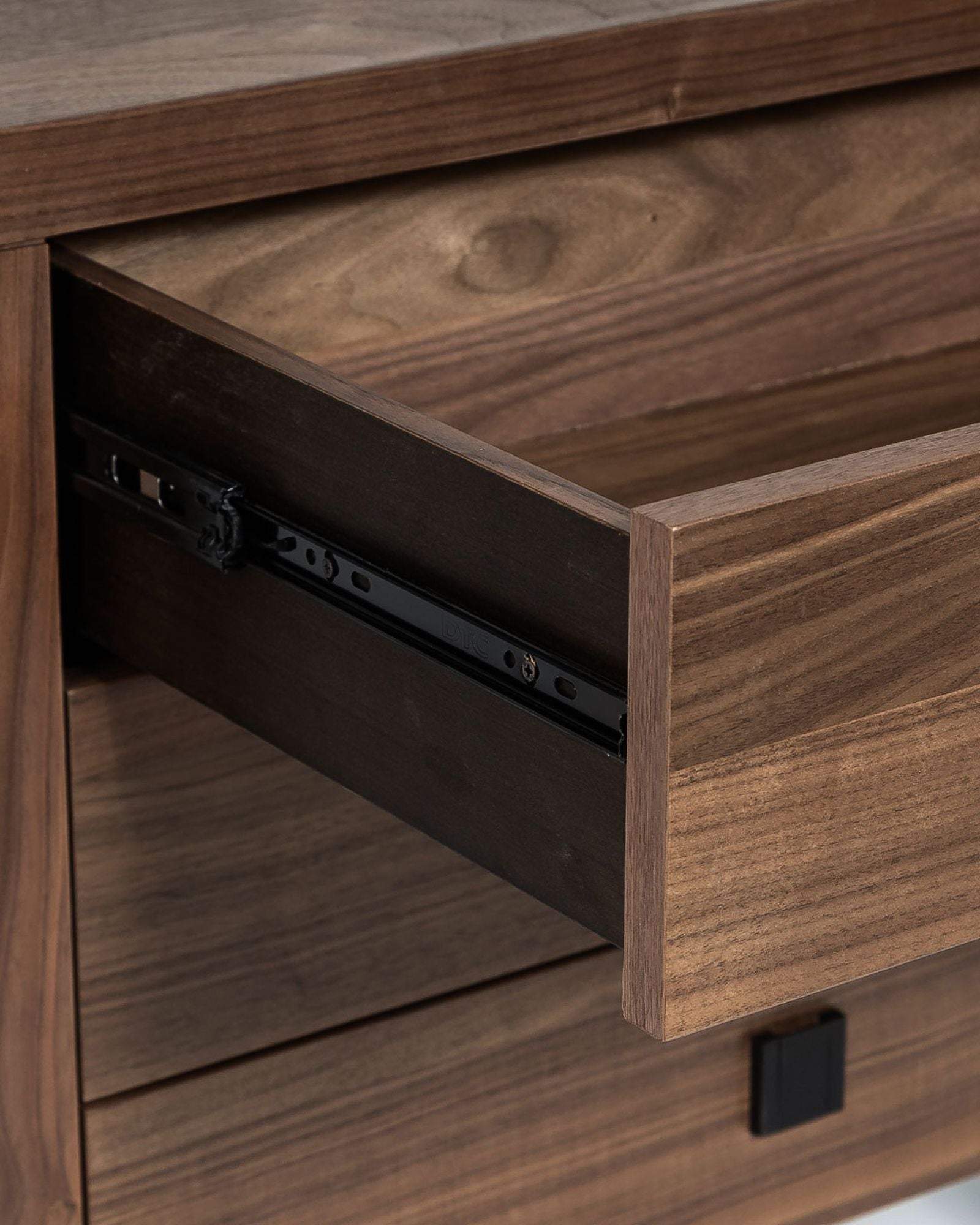 HARA 3-DR NIGHTSTAND - FROZEN WALNUT