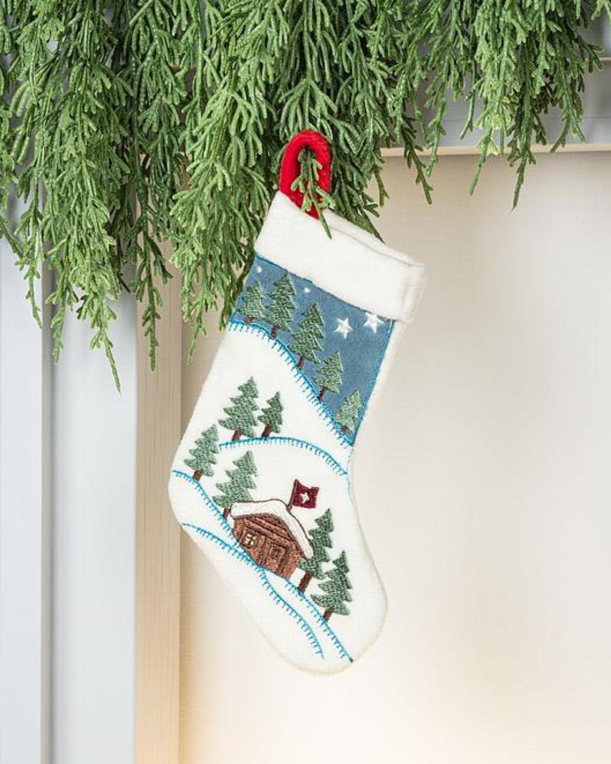 CABIN SCENE STOCKING